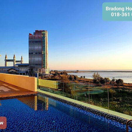 Bradong Homestay - Musllm Only, 3 Queen Bedrooms, Seaview, Infinity Pool, Gym, Near Drawbridge & Ktcc Mall Kuala Terengganu Kültér fotó